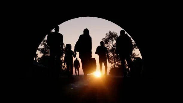 Trump propone pagar a migrantes indocumentados para que salgan de EE.UU