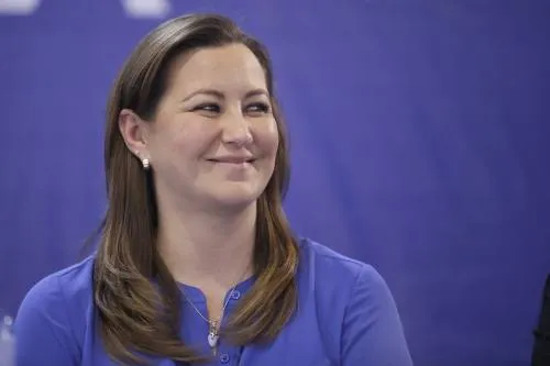 Martha Erika Alonso al frente en las preferencias electorales: Mendoza Blanco y Asociados