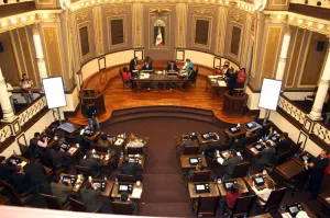 Avalan bancadas del PRI y PAN creación de Instituto Metropolitano