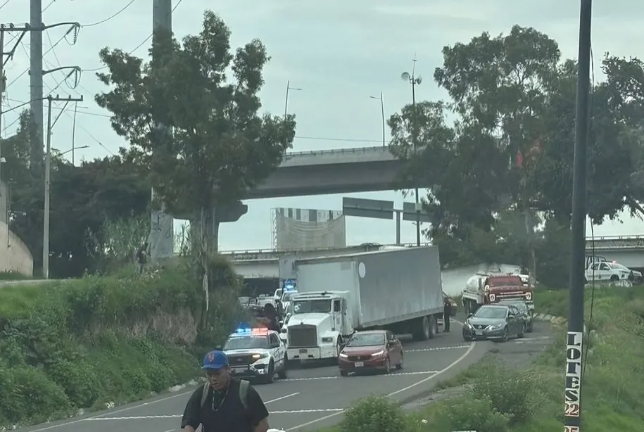 Tractocamión robado