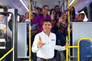 Desde el Gobierno estatal, Eduardo Rivera proyecta implementar 5 rutas de Transporte Público Rosa