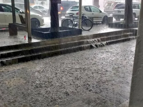 Intensa lluvia en el Centro de la Ciudad