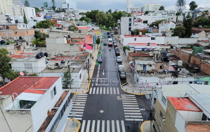 Entrega Ayuntamiento de Puebla vialidades integrales en la capital