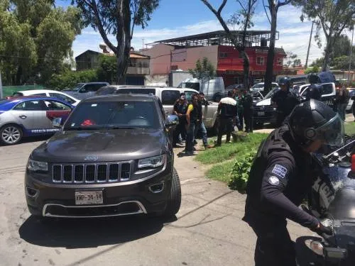 Intento de asalto a empresario desata balacera en La Paz