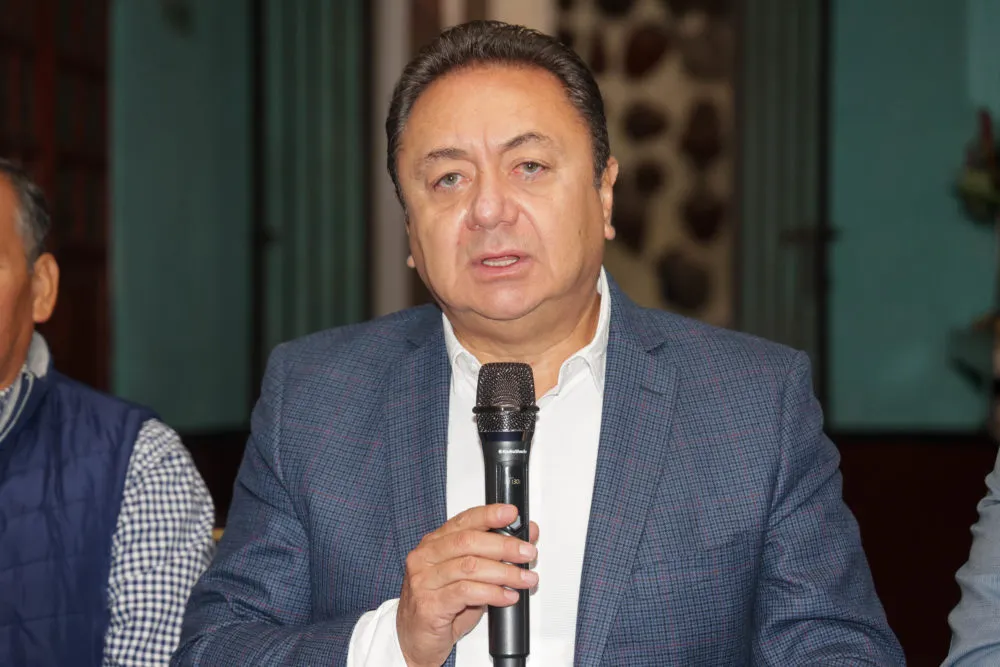 Felipe Velázquez impugna ante el TEEP fallo que confirmó triunfo de Mario Riestra