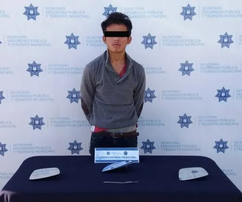 Detiene Seguridad Pública Municipal de Puebla dos personas por robo de autopartes