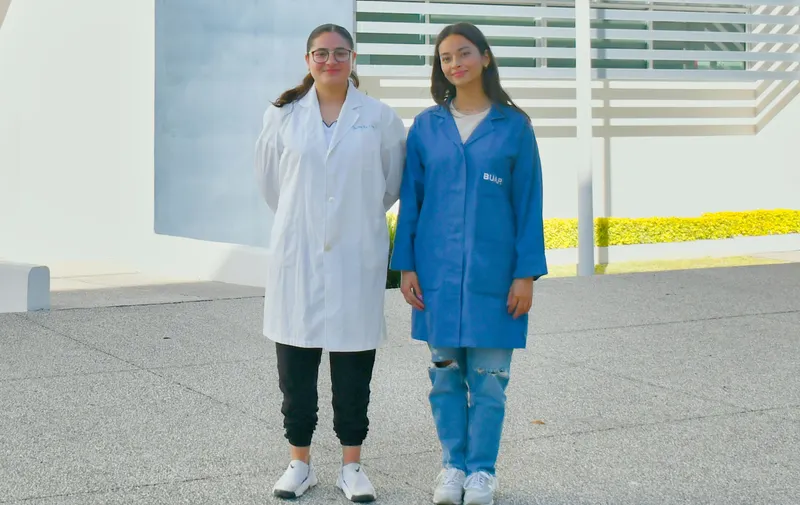 Alumnas BUAP desarrollan alternativa natural para combatir hongos y bacterias