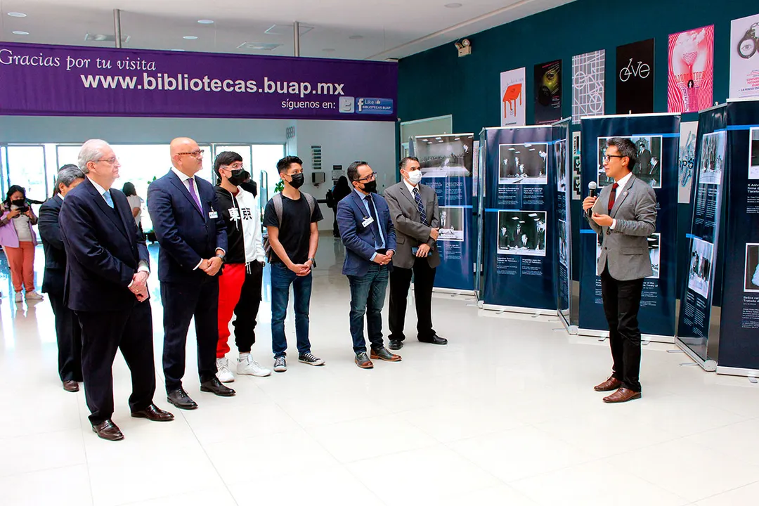 Buap Exposicion Biblioteca Central Universitaria