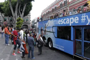 Aumenta llegada de turistas y divisas por turismo a México en 2014
