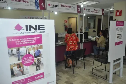 Por no actualizar credencial para votar dan de baja a 232 mil 837 ciudadanos