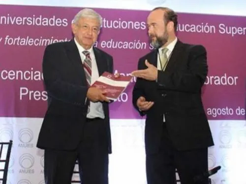 Promete López Obrador “0” reducción de presupuesto a universidades