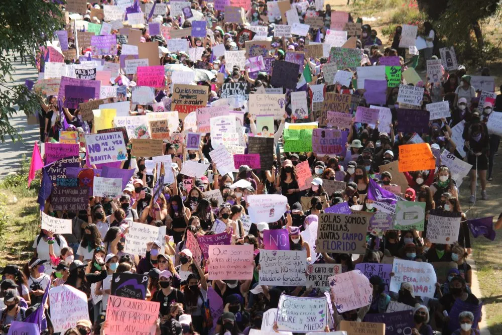 Mujeres Unidas de Puebla alzan la voz contra los feminicidios
