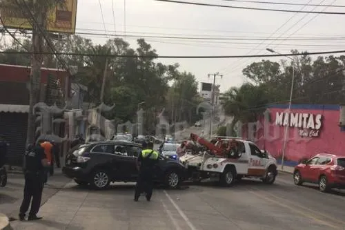 Robo a casa habitación desata balacera en Circuito Juan Pablo II