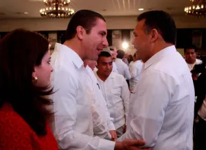 Asiste RMV a primer informe de labores del gobernador de Yucatán