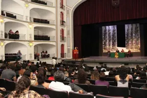 Recibe José Solé Clavis Palafoxianum en Teatro Principal