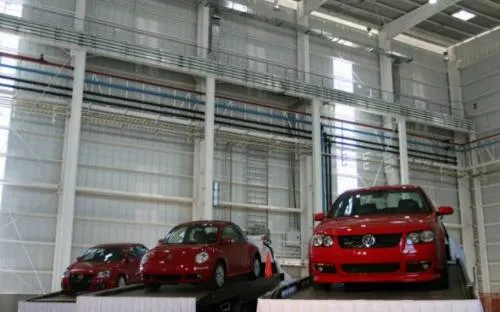 Inflación y aumento de tasas de interés impacta en venta de autos subcompactos en México