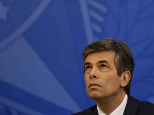 Renuncia ministro de Salud brasileño, duró solo un mes en el cargo
