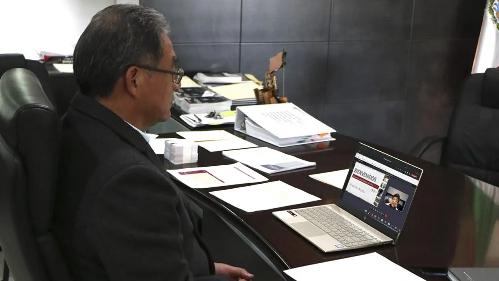 Establecer puente entre aprendizajes formal e informal, plantea Lozano Pérez