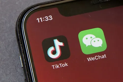 EE UU prohibirá la descarga de las aplicaciones chinas TikTok y WeChat