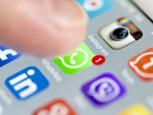Menos privacidad, ahora WhatsApp dirá a tus contactos dónde estás