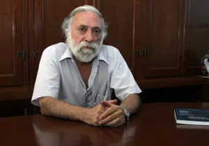 Jaime Estay Reyno hizo de México su patria y de la BUAP su hogar