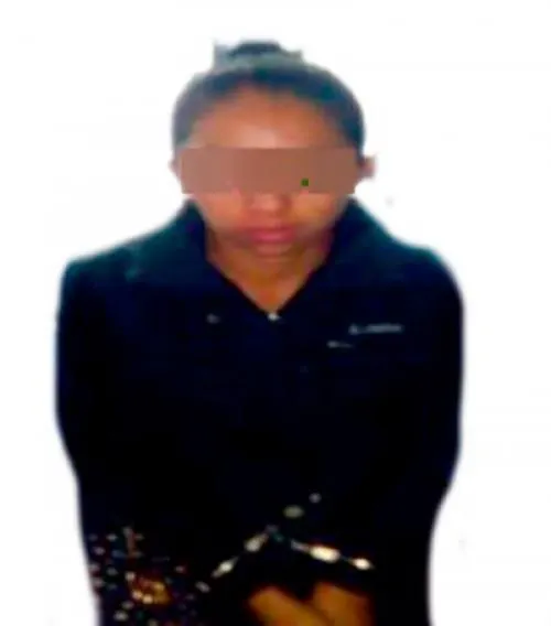 La SSP del Estado, aseguró a dos personas acusadas de robo a comercio