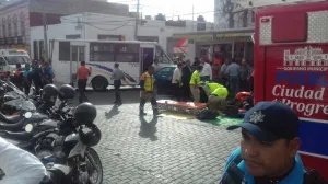 Aparatoso choque deja 27 heridos en la 13 norte y 2 pte