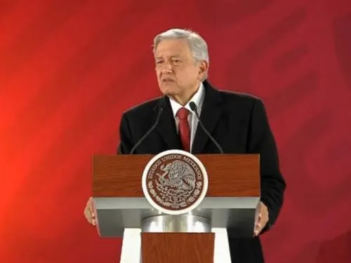 Pemex, mejor que en los últimos 30 años: López Obrador a Fitch