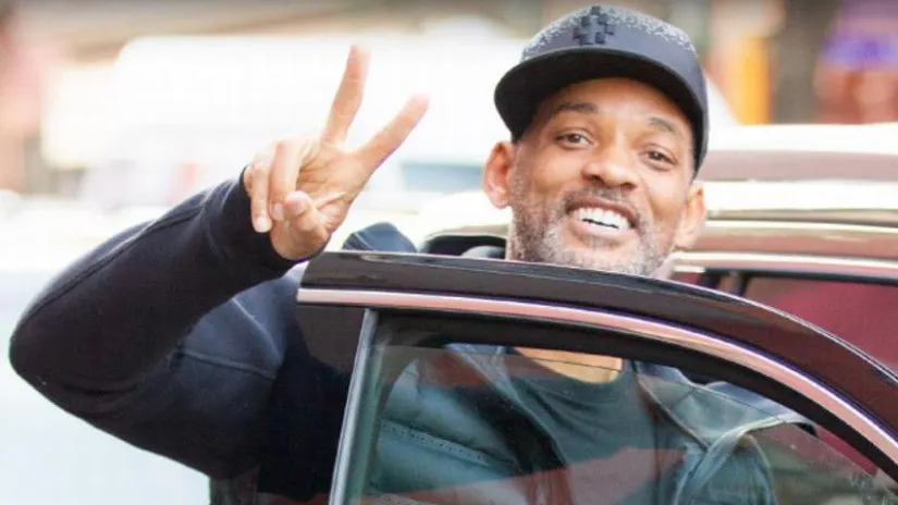 Will Smith insulta y golpea a Chris Rock en ceremonia del Oscar