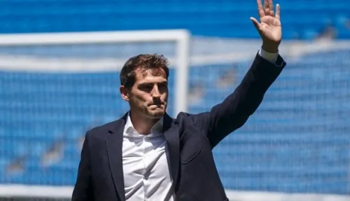 Iker Casillas se incorporó al cuerpo técnico del Porto