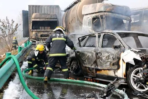 Megacarambola en China deja al menos 18 muertos