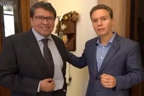 La Mano del Güero Velasco que Mueve la Cuna de Patjane