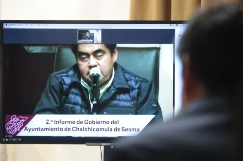 Evitar incurrir en los tratos indecorosos de gobiernos anteriores, pide Barbosa Huerta a ediles