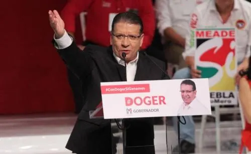 Doger enciende la hoguera