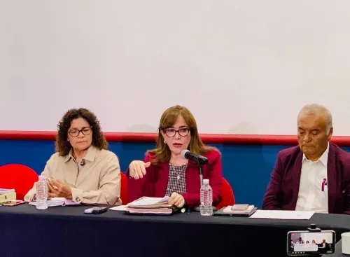 Polevnsky rechaza que haya pedido al PAN negociar ampliación de mandato en BC
