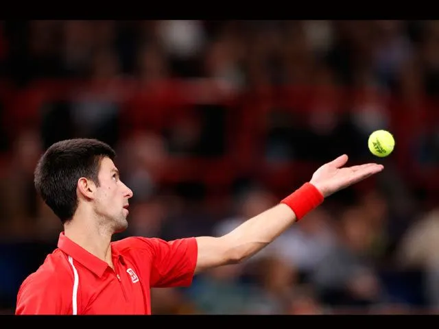 Djokovic en la cima de la ATP por ausencia de Federer en París