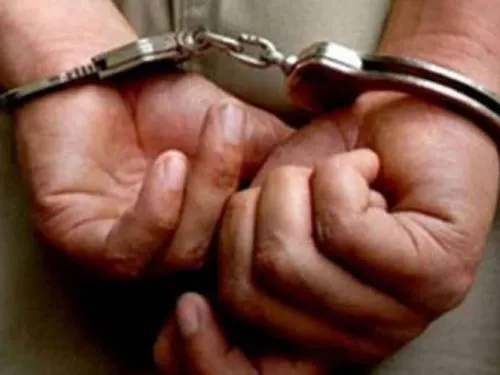 Arrestan a joven por presunto abuso sexual a señora de 62 años