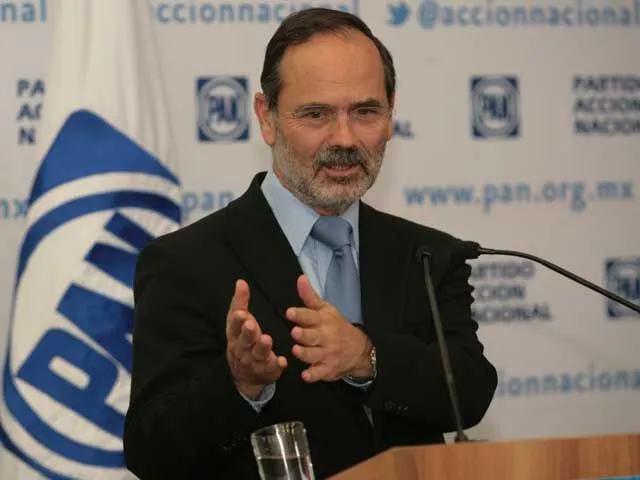 El PAN se desdibujó al ejercer el poder: Gustavo Madero