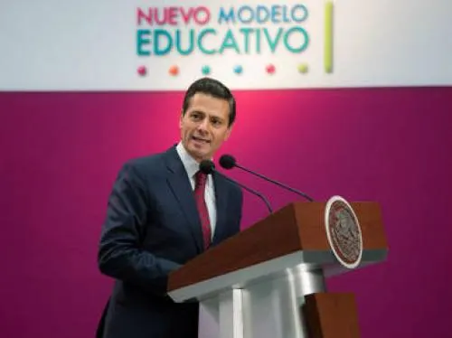 Inglés y tecnología, apuestas de plan educativo