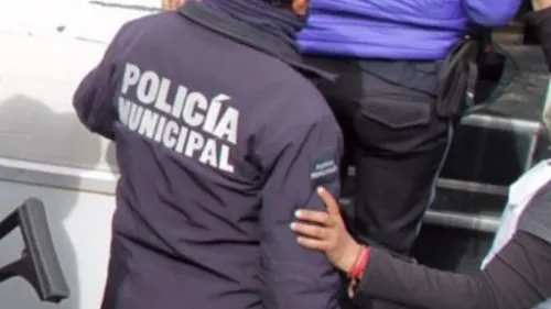 Policías de Texmelucan agreden a automovilistas