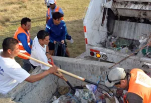 Encabeza José Juan Espinosa jornada de limpieza en Cerro Zapotecas