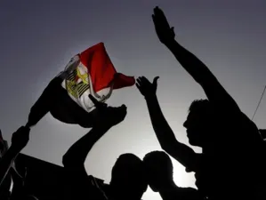 Estado de emergencia en Egipto se aplaza dos meses