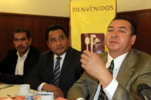 Restauranteros siguen mediando pagos de derechos de autor en establecimientos