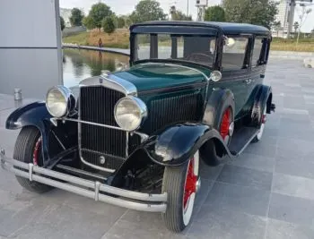 Únete al recorrido de museos, exhibición y caravana de autos antiguos