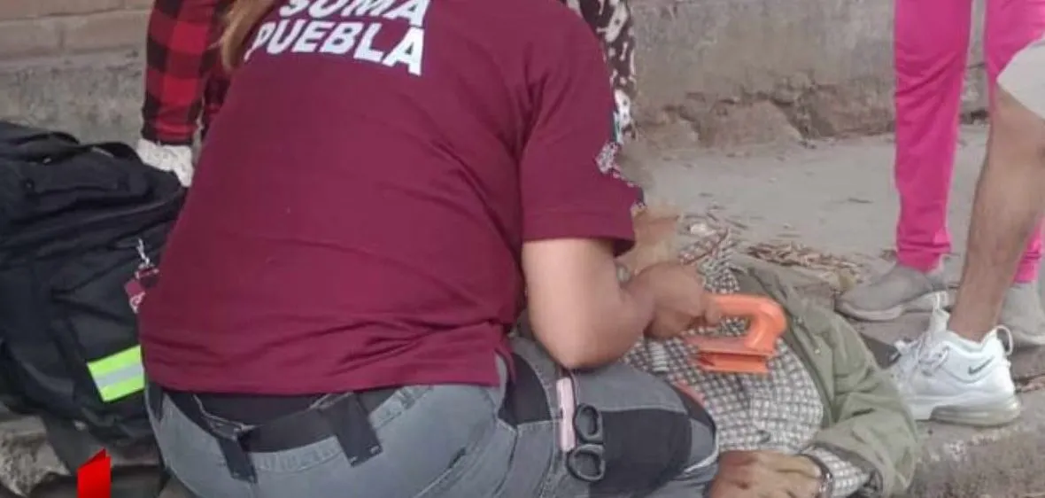 Abuelito sufre infarto en 80 Poniente y 5 Norte