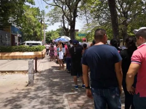 Más de cuatro horas para votar en casillas especiales en Tabasco