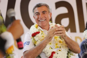 Arranca Tony Gali cierres de campaña en Teziutlán