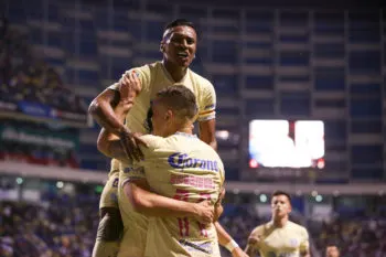 América golea al Puebla en el estadio Cuauhtémoc