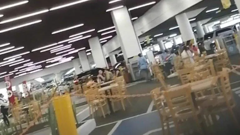Transforma Angelópolis su estacionamiento en comedor