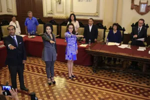 Banck toma protesta a titulares de tesorería y Contraloría